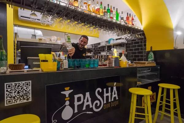 bar con narghile catania Pasha Pub - Drink & Burger - Narghilé