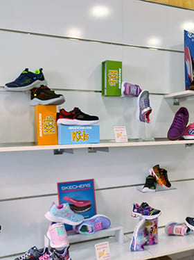 negozi per acquistare comode scarpe da festa roma Happy Feet Calzature per Bambini e Ragazzi